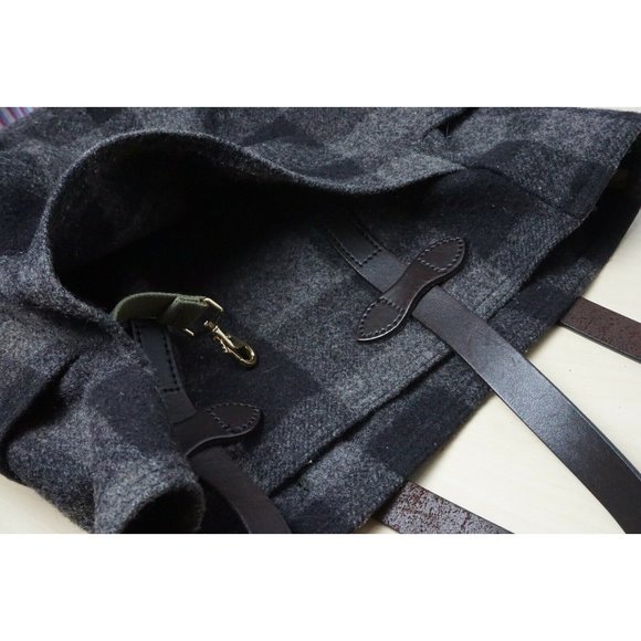 Filson Gray Black Wool Leather Strap Mackinaw Tote Bag - Picture 3 of 4